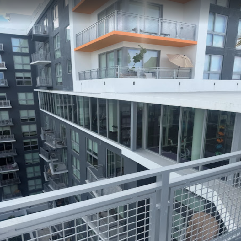 THE JULIA RESIDENCES